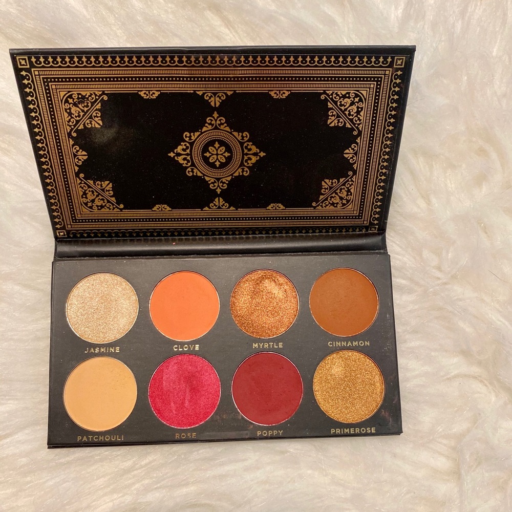 Ace beauty palette
